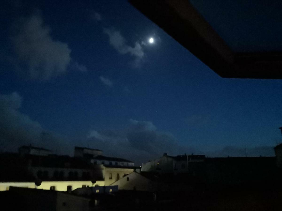 La Casa De La Luna Ávila Dış mekan fotoğraf